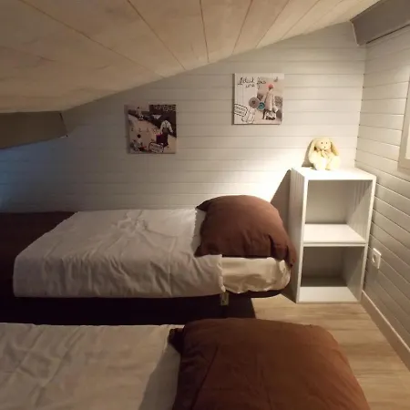 Cosy Kaz Apartament *